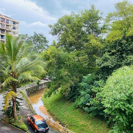 Batu Ferringhi Bayu Emas Apartment 외부 사진