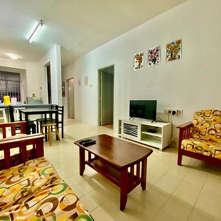 Batu Ferringhi Bayu Emas Apartment 외부 사진